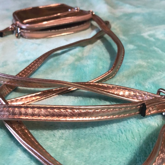 GOLDEN BAG- Shiny and new!! - Picture 5 of 5